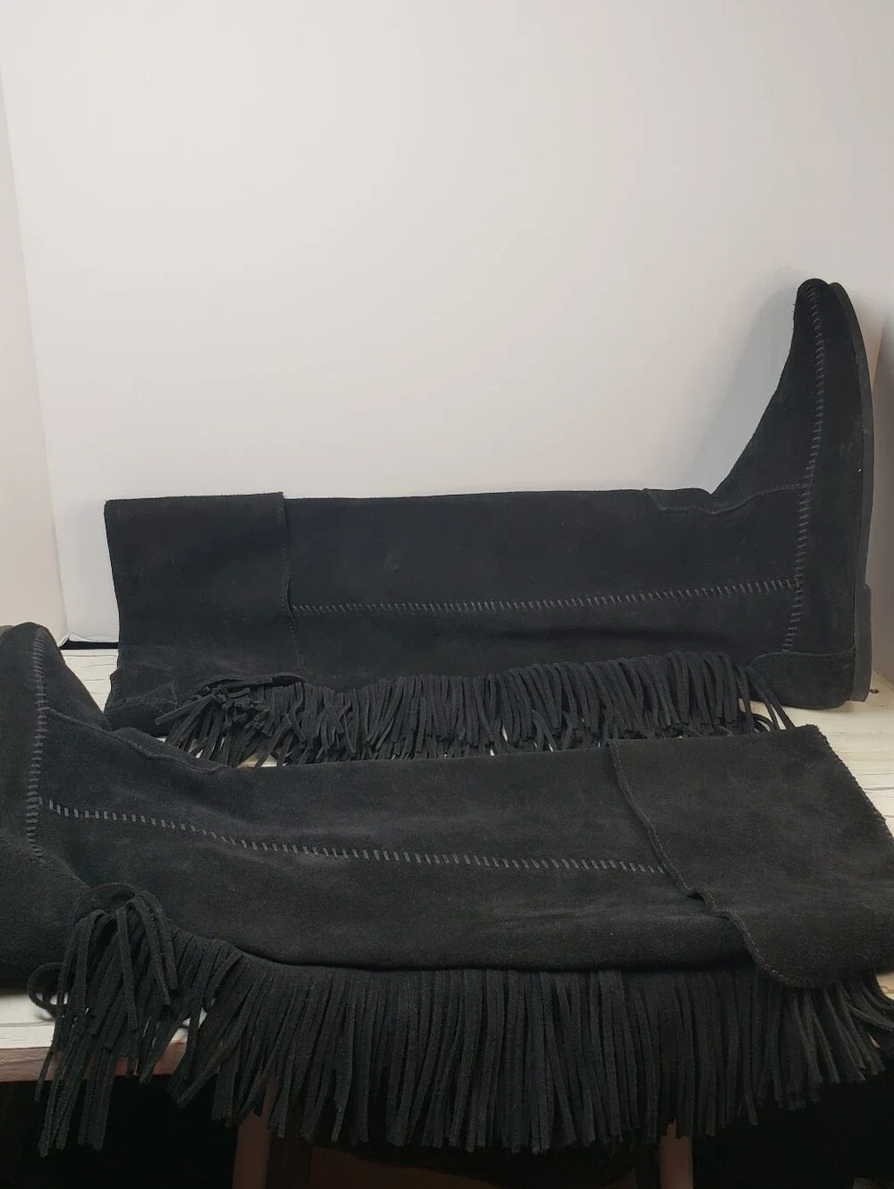 Minnetonka Genuine Suede Leather Over the Knee Boots w/ Fringe - Women's size 10